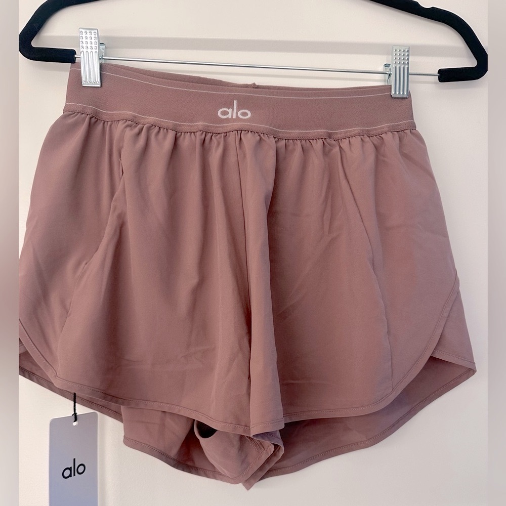 ALO Yoga Match Point Short Smoky Quartz